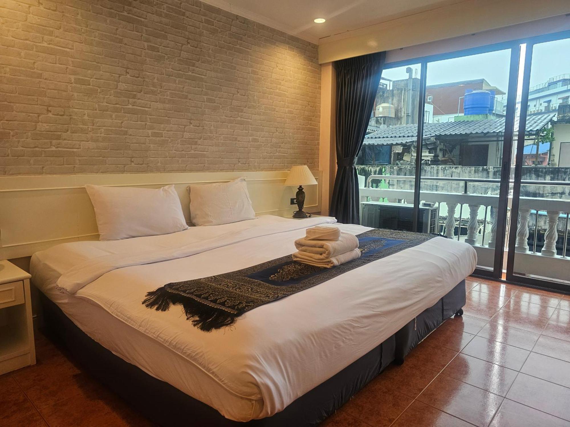 Patong Central Residence And Apartment Zimmer foto